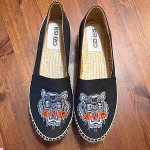 Kenzo Black platform Espadrilles with Vibrant Tiger Design